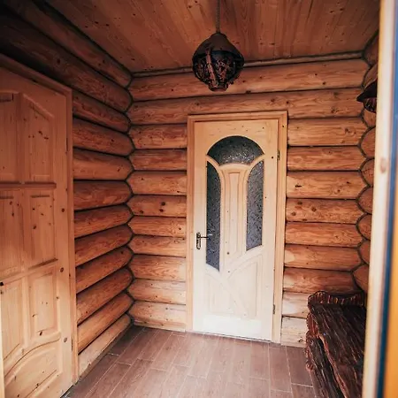 Apartment гостинний двір гуцулка Sheshory