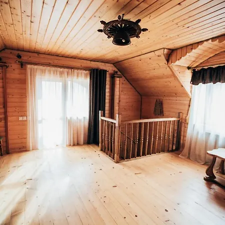 гостинний двір гуцулка * Sheshory