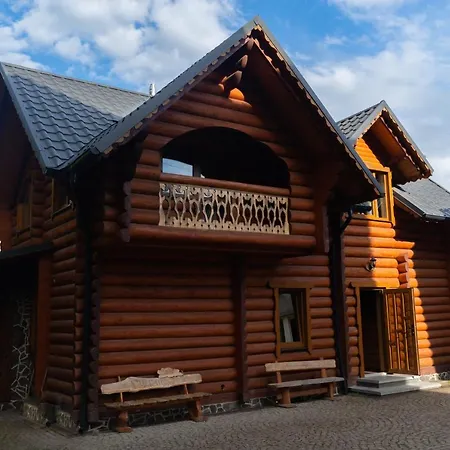 гостинний двір гуцулка *