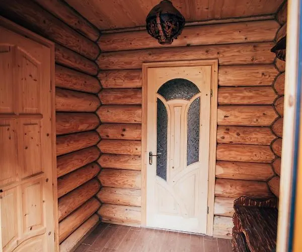 Daire гостинний двір гуцулка Sheshory