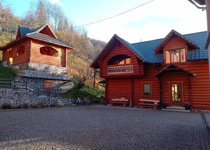 гостинний двір гуцулка Daire Sheshory